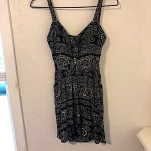 Kendall and Kylie dress